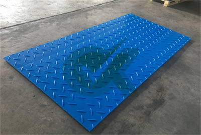 <h3>digger temporary road panel 6000×2000 for apron-HDPE road </h3>
